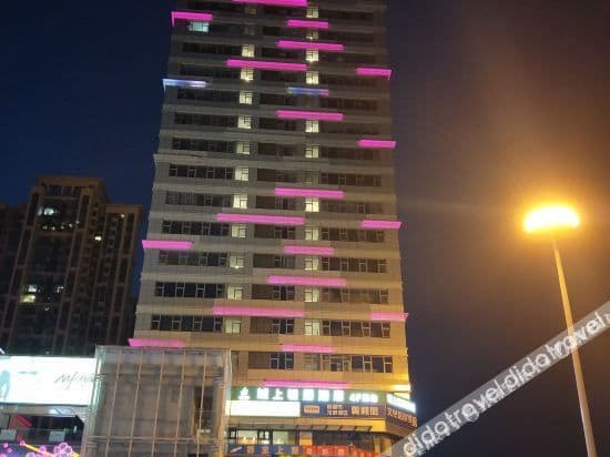 Dongyue Lakeside Hotel (Chengdu Longquanyi Branch) Dongyue Lakeside Hotel (Chengdu Longquanyi Branch)