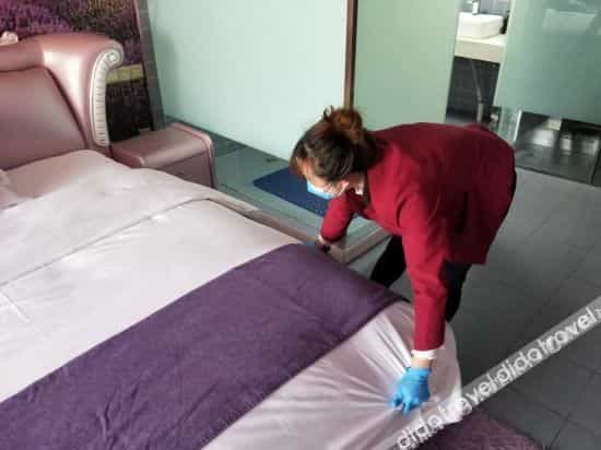 Dongyue Lakeside Hotel (Chengdu Longquanyi Branch) Dongyue Lakeside Hotel (Chengdu Longquanyi Branch)