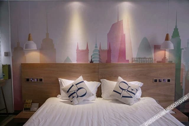 Jing Yun Double Bed Room
