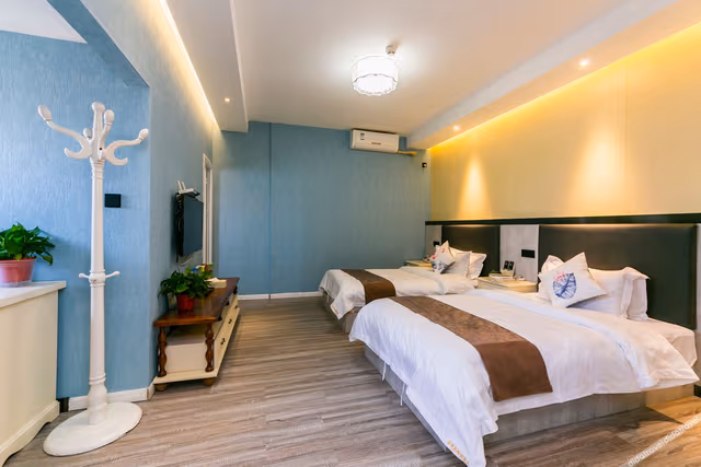 Business Room (2 beds)