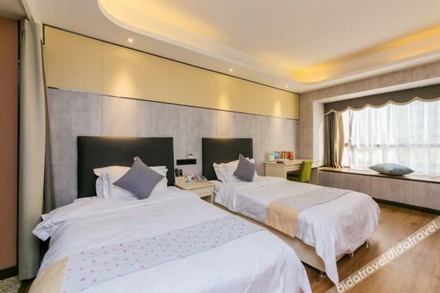 Business Room (2 beds)