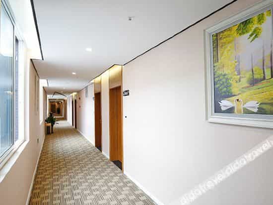 Fengyue Hotel (Chengdu Dafeng Metro Station) Fengyue Hotel (Chengdu Dafeng Metro Station)