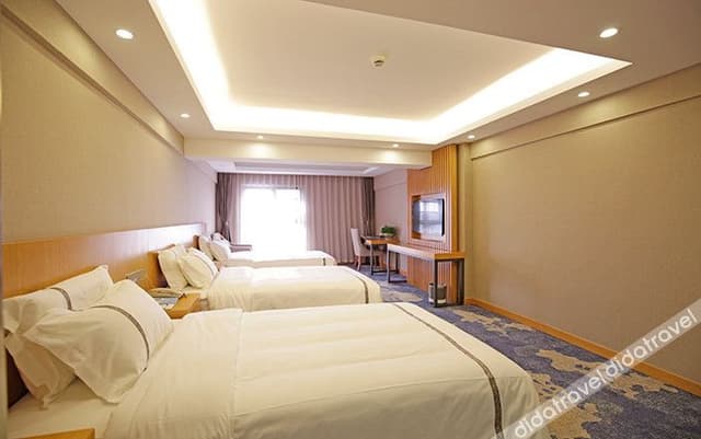 Triple Room (With View)
