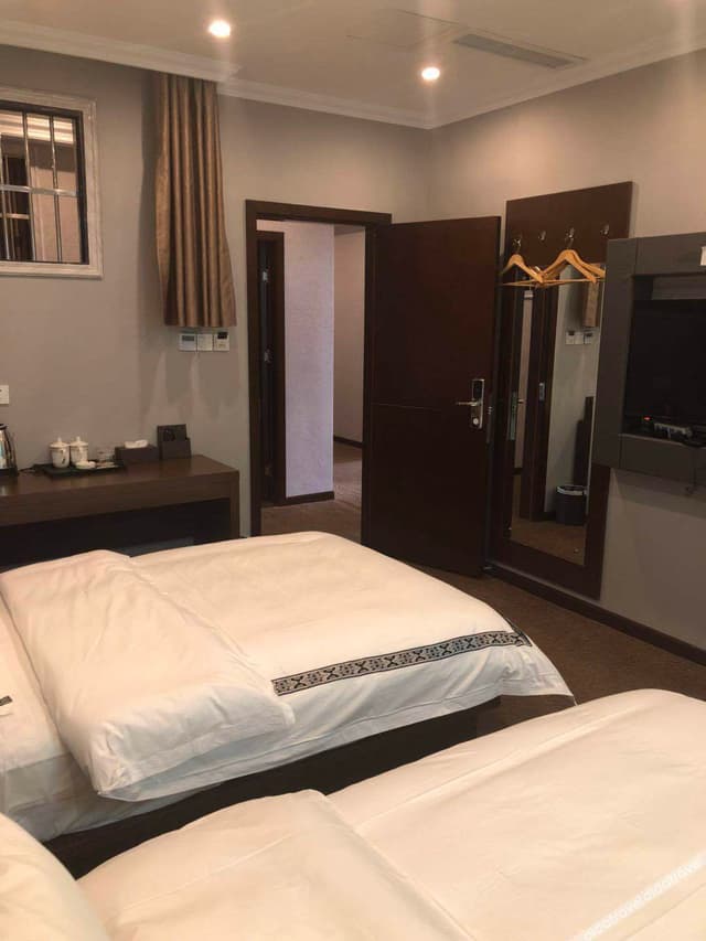Basic Twin Room