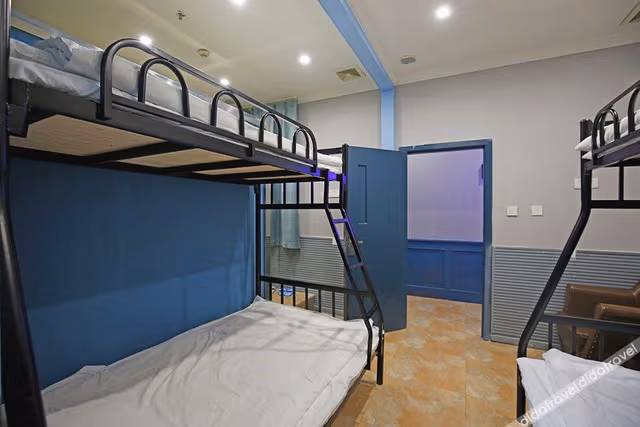 Guestroom - 4-Person Occupancy