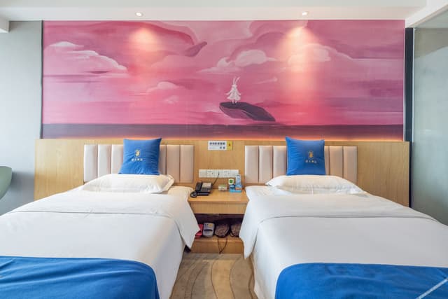 Deluxe Room (2 Beds)