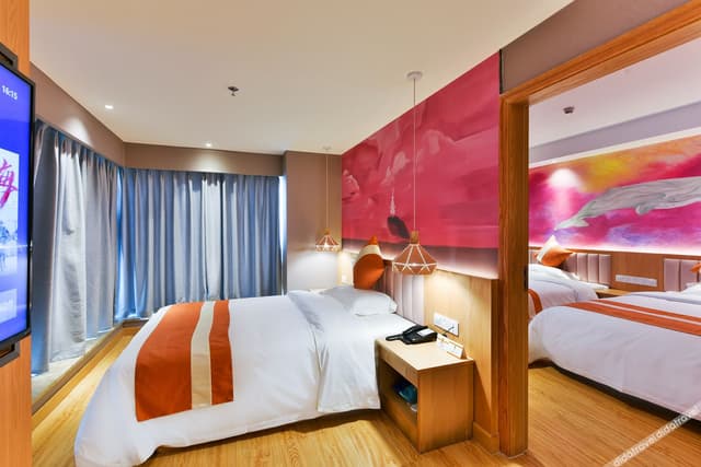 Deluxe Family Suite
