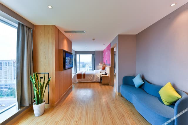 Deluxe Family Suite