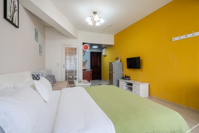 Sunshine Room (Double bed) (Fridge)