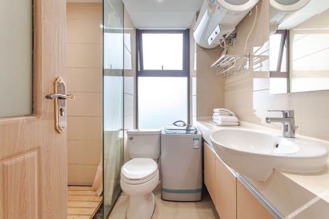 2-Bedroom Deluxe Suite