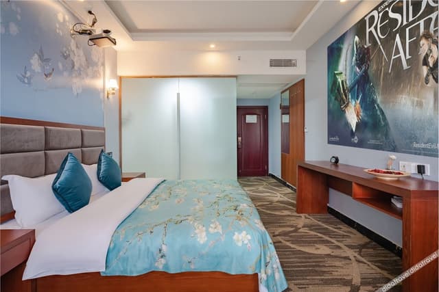 Featured Deluxe Room (Double bed)