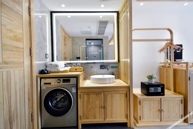 Guestroom - 1-Room, City-View (Double Bed)