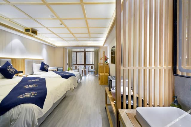 Guestroom - 1-Room, City-View (Double Bed)