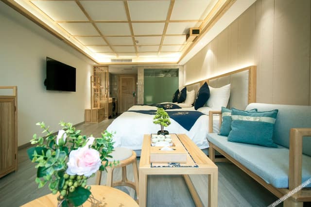 Guestroom - 1-Room, City-View (Double Bed)