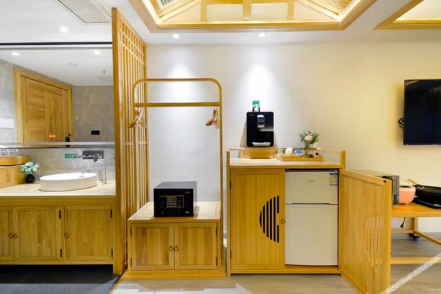 Guestroom - 1-Room, City-View (Double Bed)