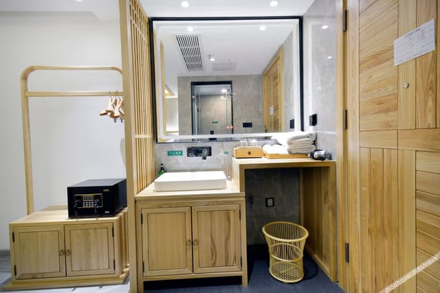 Guestroom - 1-Room, City-View (Double Bed)