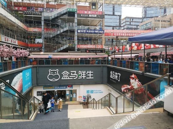 Sloth Gaming Hotel (Chengdu Women and Children's Hospital Zhongba Metro Station) Sloth Gaming Hotel (Chengdu Women and Children's Hospital Zhongba Metro Station)