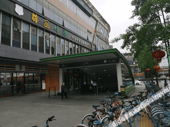 Sloth Gaming Hotel (Chengdu Women and Children's Hospital Zhongba Metro Station) Sloth Gaming Hotel (Chengdu Women and Children's Hospital Zhongba Metro Station)