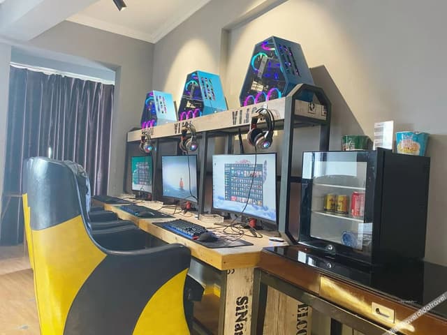 Triple Room With E-sports