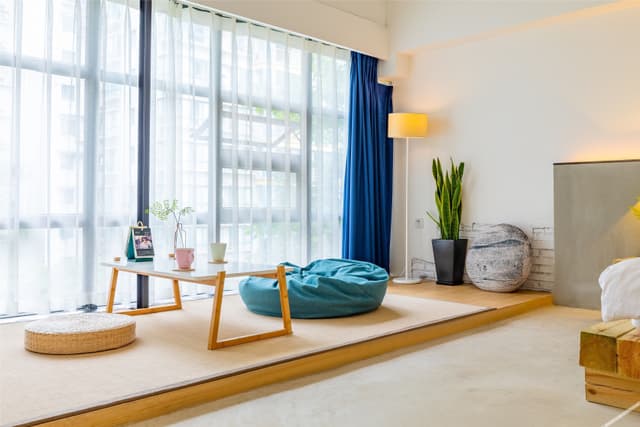 Light Luxury Warm Sunshine Projection Double Bed Room