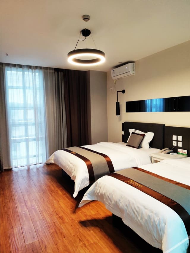 Premier Business Twin Room
