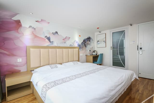 Guestroom - With View (Double Bed)
