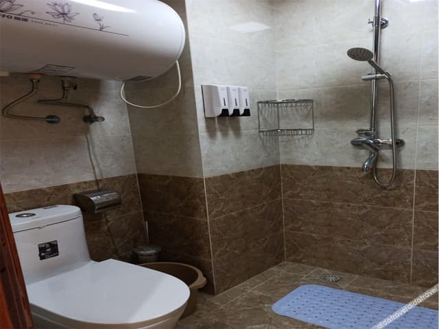 Elegant Twin Room