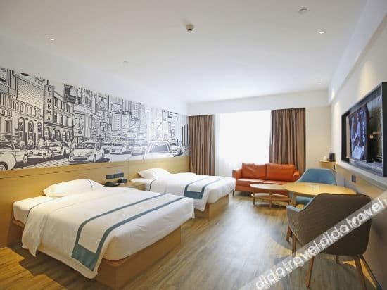 Selected Room (2 beds)