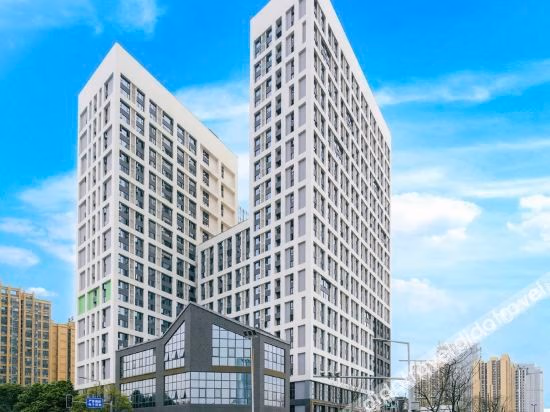 Jiayu Apartment (Chengdu East Station West Square)0