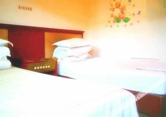 Hongdu Hotel (Xindu Huanghuayuan Subway Station) Hongdu Hotel (Xindu Huanghuayuan Subway Station)