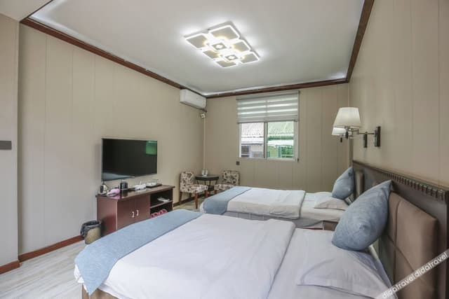 Parent-child Room