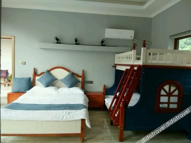 Parent-child Room