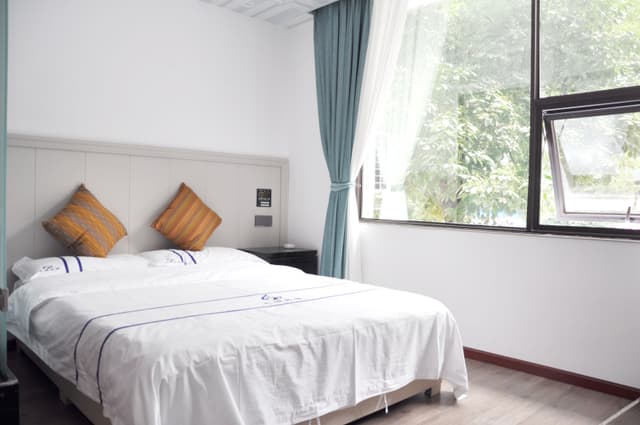 Business Single Room