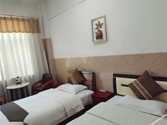 Comfy Twin Room