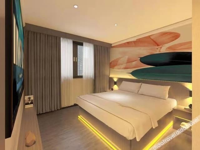 Sunshine Featured Room (Double Bed)