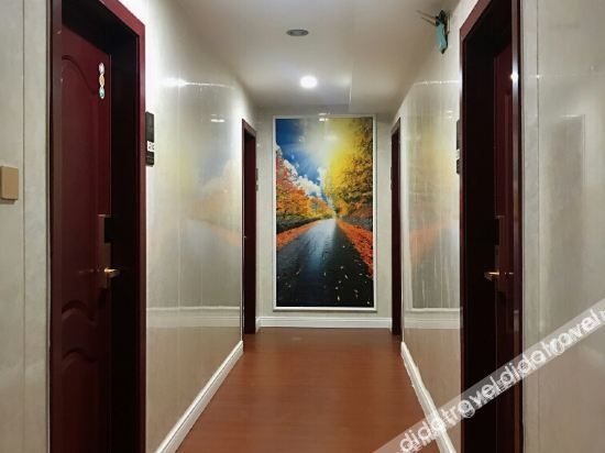 Pengzhou Xingmin Question Hotel4