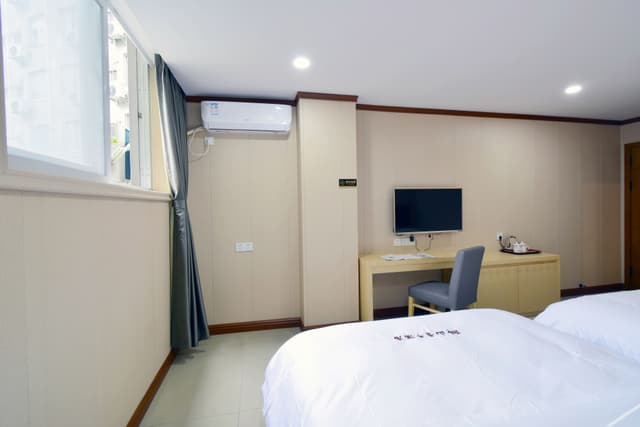 Deluxe Standard Room