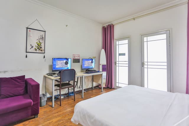 Enjoy Gaming Double Occupancy Room