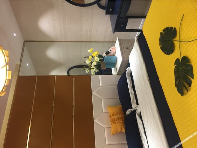 Deluxe Boutique Themed Room