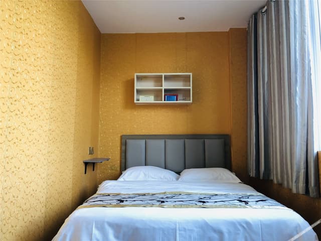 Cozy Double Room