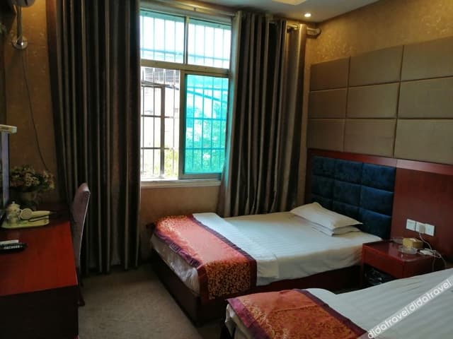 Business Standard Room