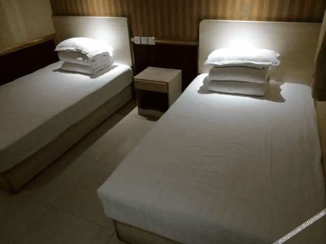 Comfy Twin Room