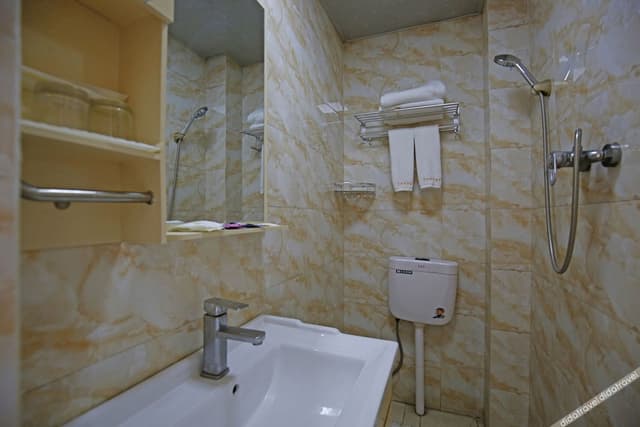 Basic Standard Room