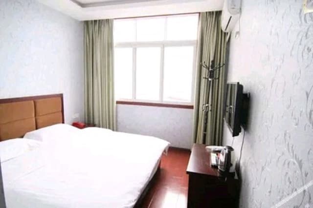 Basic Single Room