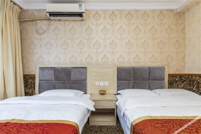 Cozy Room (2 Beds)