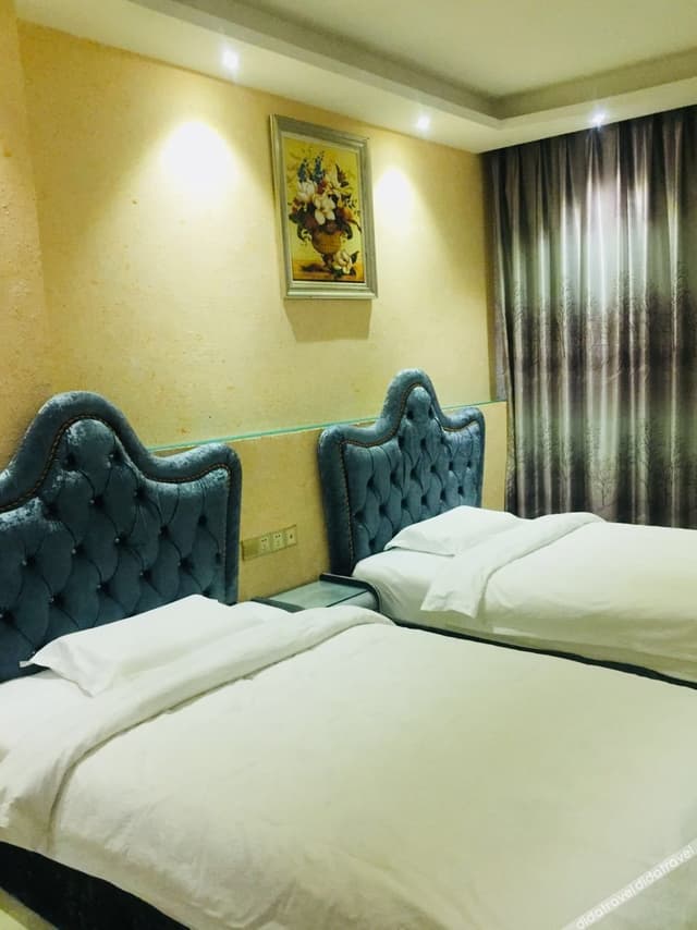 Standard Room (2 Beds)