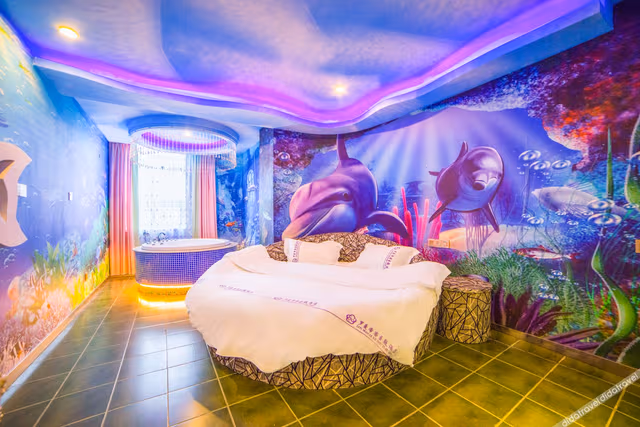 Ocean Room