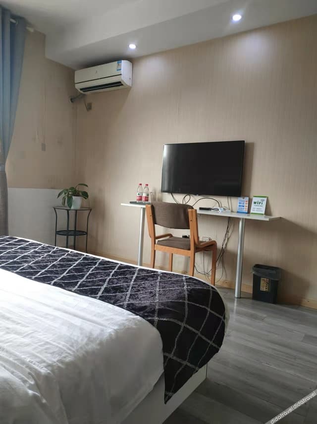 Basic Double Room