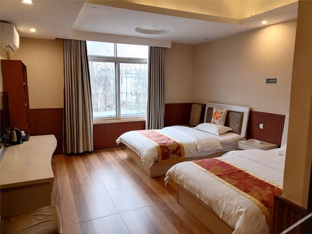 Business Standard Room