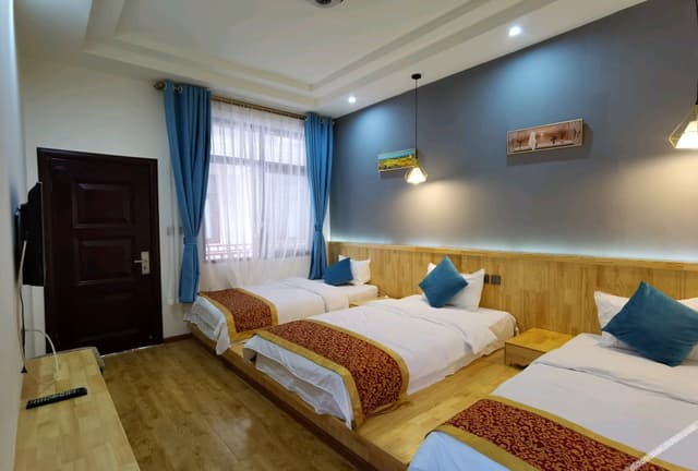 Triple Room